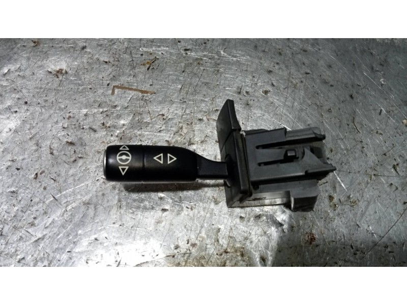 Recambio de mando multifuncion para land rover range rover (lm) td6 se referencia OEM IAM 613169017770  