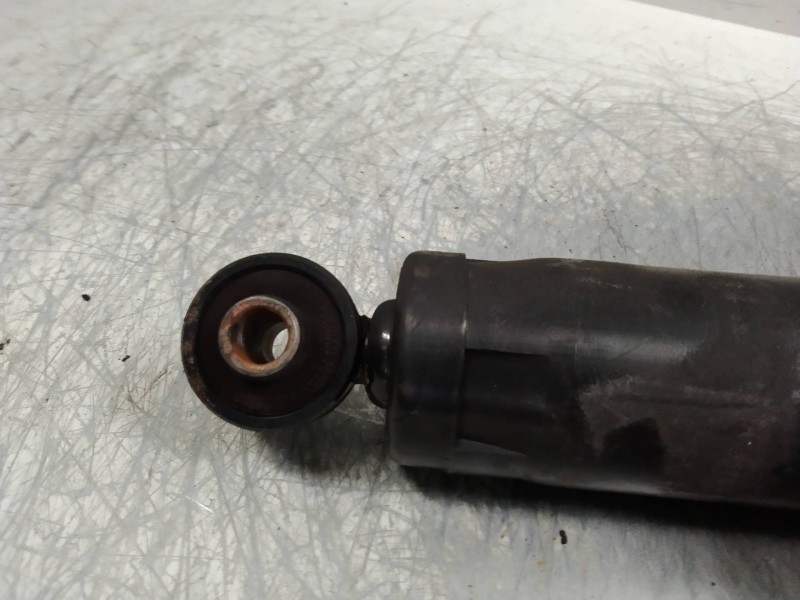 Recambio de amortiguador trasero para kia venga 1.4 crdi cat referencia OEM IAM   