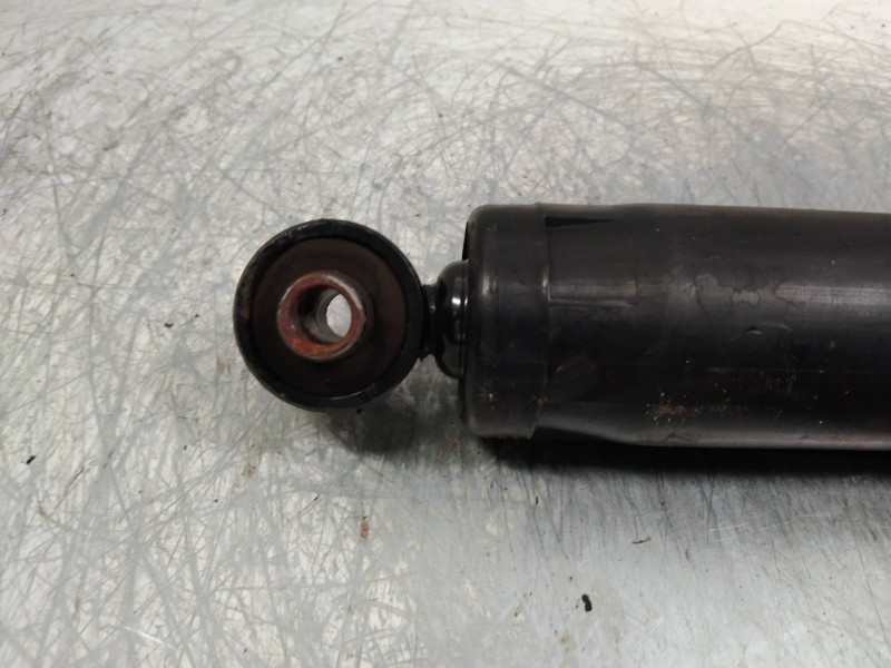 Recambio de amortiguador trasero para kia venga 1.4 crdi cat referencia OEM IAM   