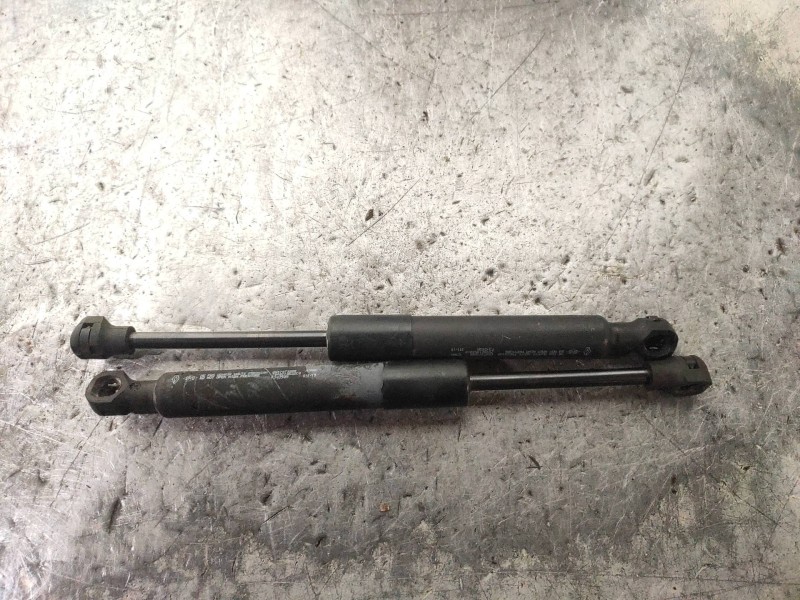 Recambio de amortiguadores capo para renault zoe bose referencia OEM IAM 654707388R 7000210532C0 