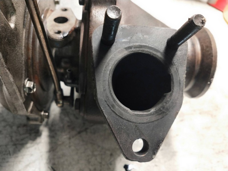 Recambio de turbocompresor para opel insignia berlina 2.0 cdti referencia OEM IAM 7861373 55581063 