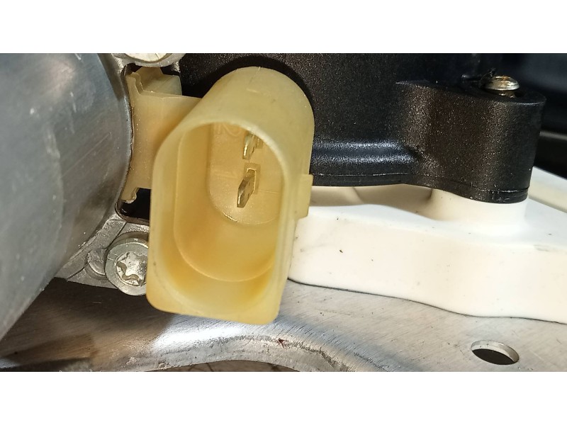 Recambio de elevalunas delantero derecho para land rover range rover (lm) td6 se referencia OEM IAM 83810209 992694100 