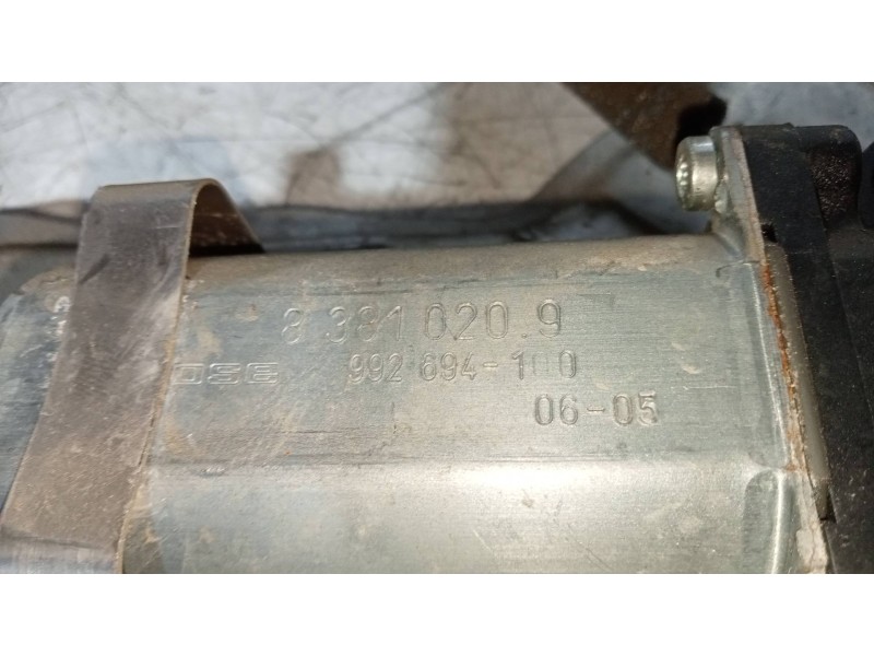 Recambio de elevalunas delantero derecho para land rover range rover (lm) td6 se referencia OEM IAM 83810209 992694100 