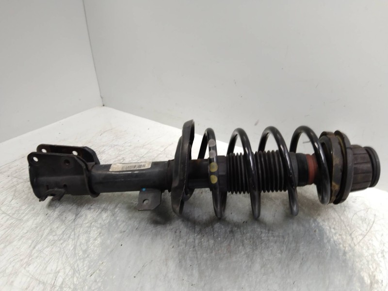 Recambio de amortiguador delantero derecho para lancia delta (181) argento referencia OEM IAM   