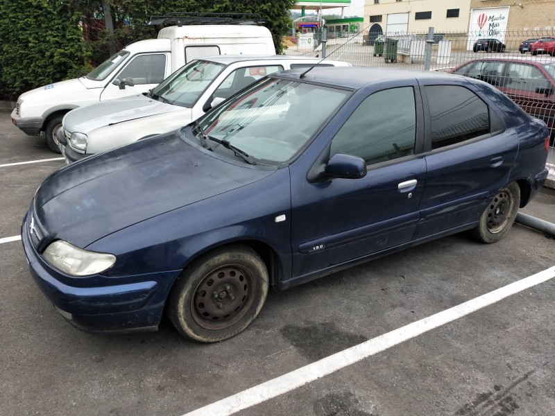 citroen xsara berlina del año 2000