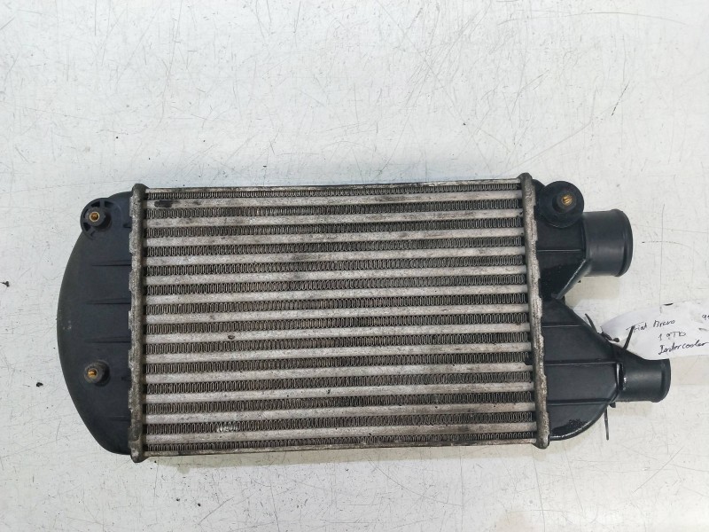 Recambio de intercooler para fiat bravo (182) 1.9 turbodiesel referencia OEM IAM 46440215  