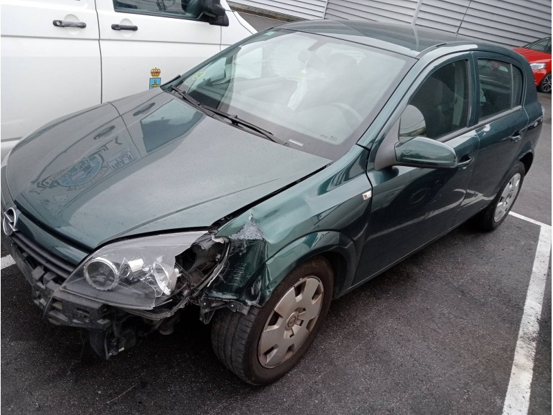 opel astra h berlina del año 2005