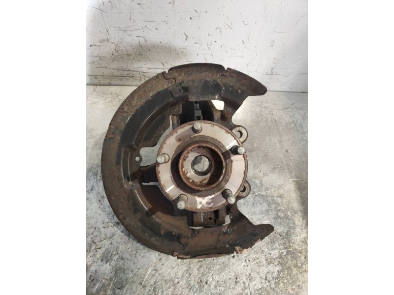 Recambio de mangueta delantera derecha para volvo v50 familiar 1.6 d kinetic referencia OEM IAM   