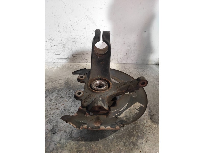Recambio de mangueta delantera derecha para volvo v50 familiar 1.6 d kinetic referencia OEM IAM   
