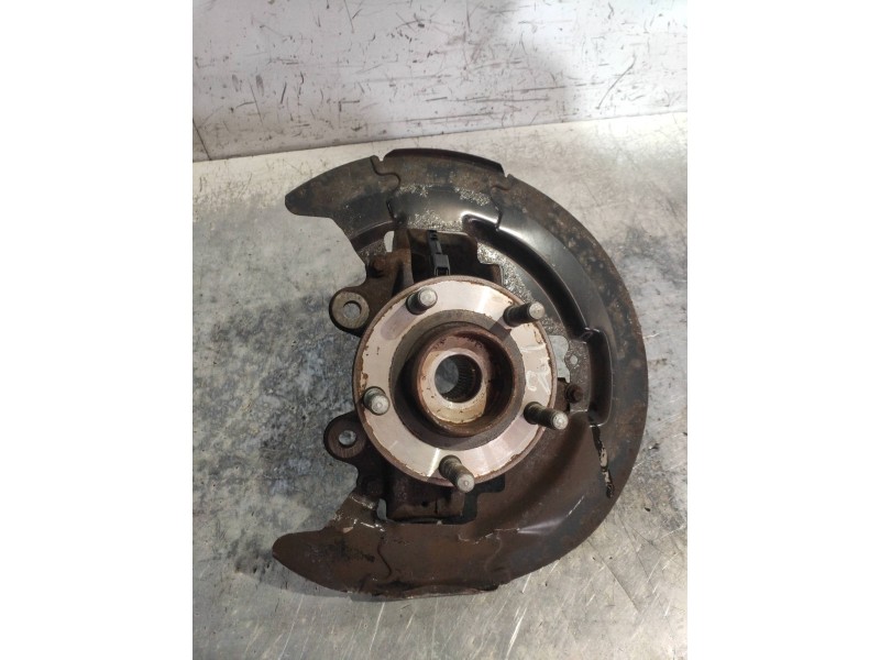 Recambio de mangueta delantera izquierda para volvo v50 familiar 1.6 d kinetic referencia OEM IAM   