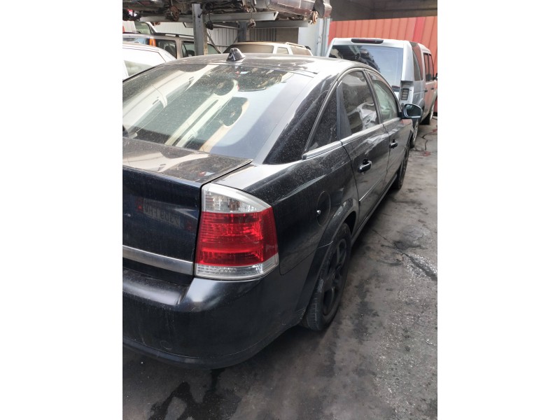 opel vectra c berlina del año 2007