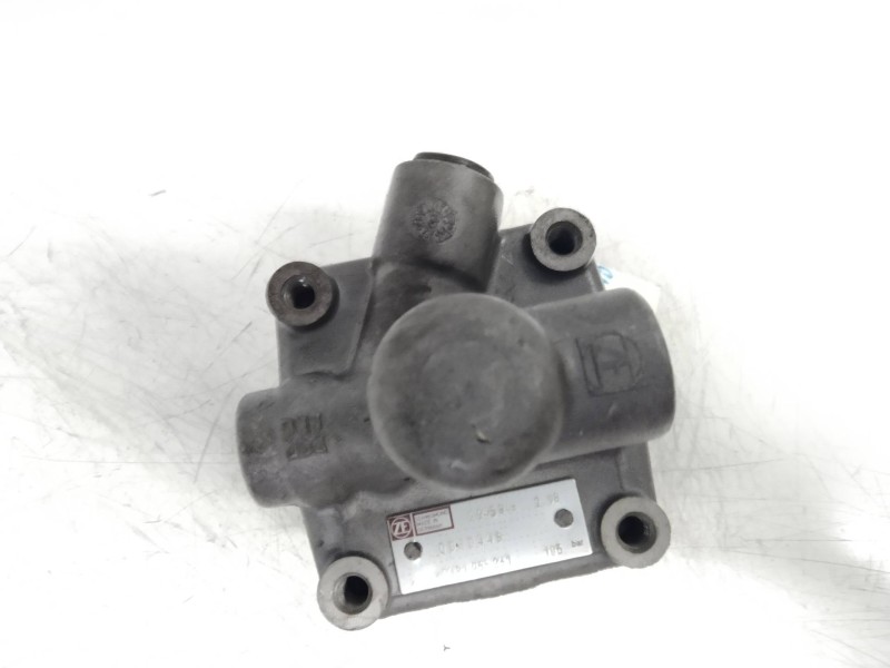 Recambio de bomba direccion para opel omega b básico berlina referencia OEM IAM 7681955261 2245846  Recambio de bomba direccion para opel omega b básico berlina referencia OEM IAM 7681955261 2245846