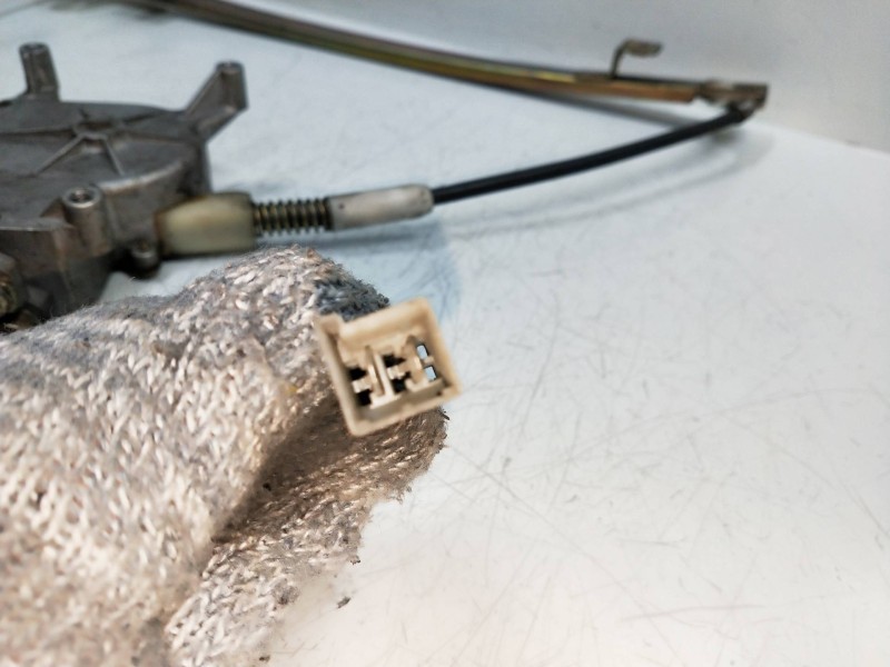 Recambio de elevalunas delantero derecho para seat ibiza referencia OEM IAM   5P