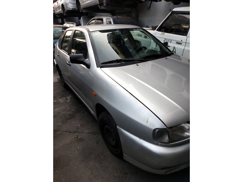 seat cordoba berlina (6k2) del año 1997