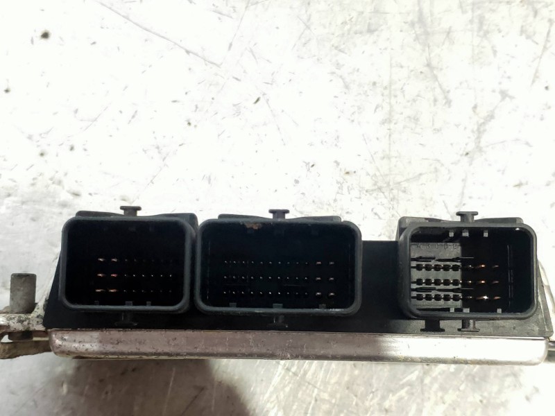 Recambio de centralita motor uce para peugeot 106 (s2) max referencia OEM IAM 0261206246 9637838780 15 BOSCH