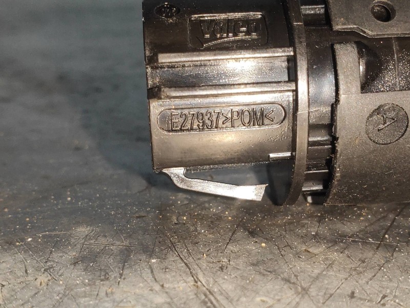 Recambio de modulo electronico para renault zoe bose referencia OEM IAM E27937  
