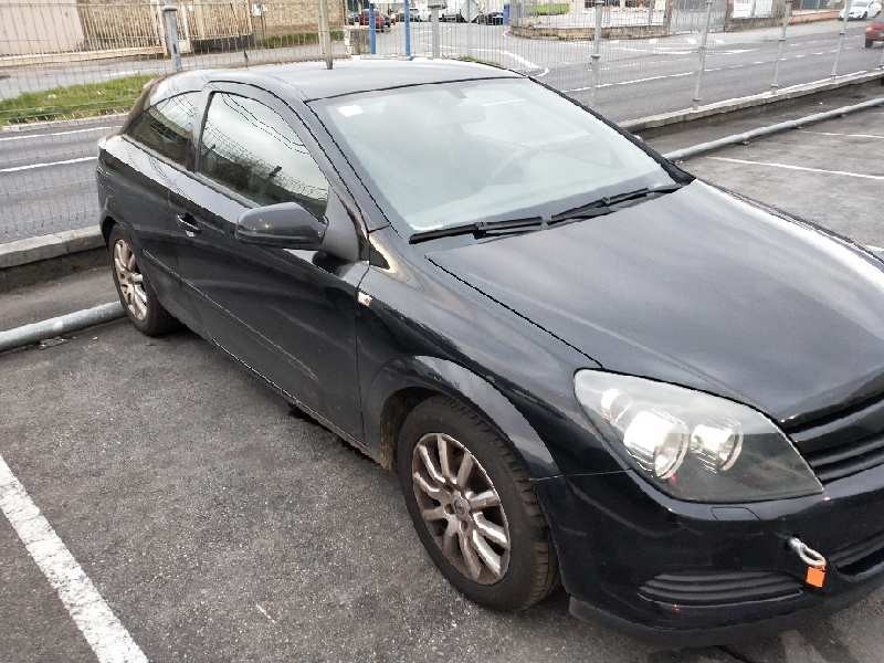 opel astra gtc del año 2005