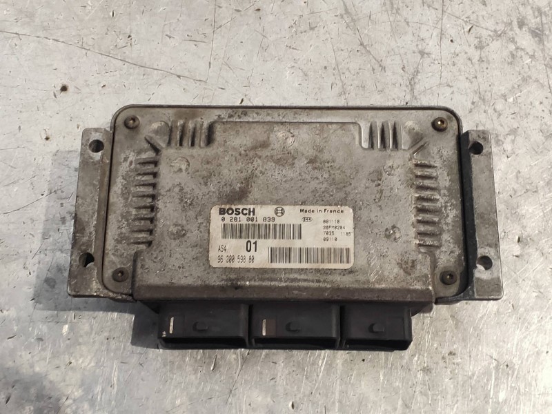 Recambio de centralita motor uce para citroen saxo 1.5 d sx referencia OEM IAM 0281001839 9630059880 01 BOSCH