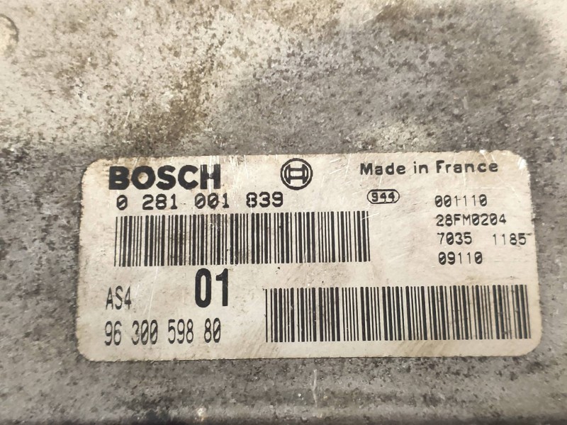 Recambio de centralita motor uce para citroen saxo 1.5 d sx referencia OEM IAM 0281001839 9630059880 01 BOSCH