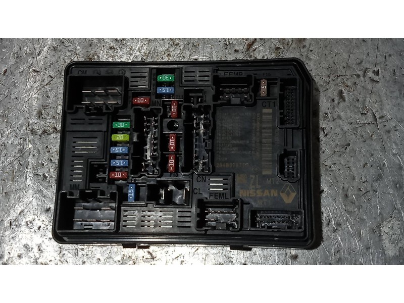 Recambio de caja reles / fusibles para renault megane iv berlina 5p limited + referencia OEM IAM 284B67877R  