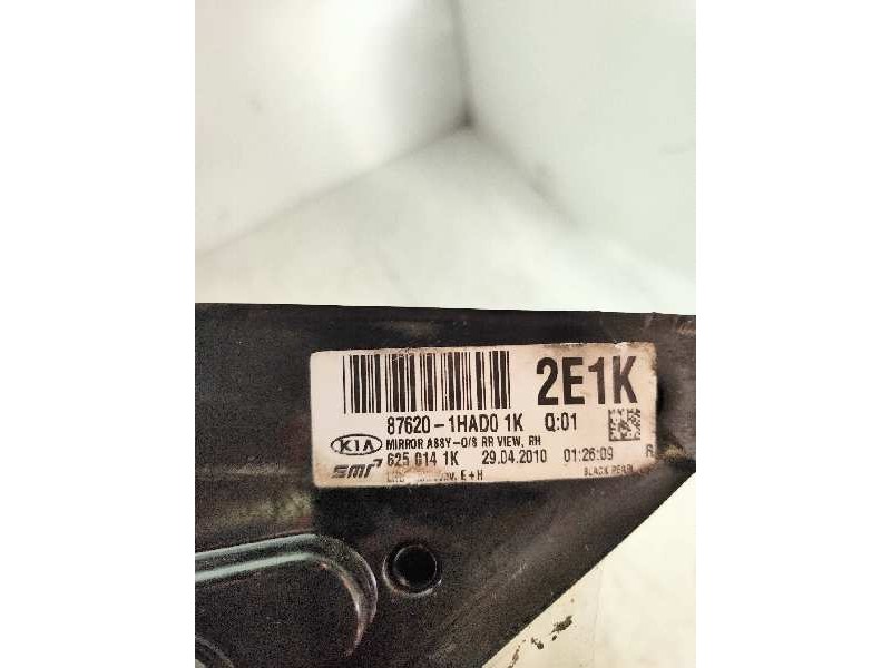 Recambio de retrovisor derecho para kia pro_cee´d drive referencia OEM IAM 876201HAD0  