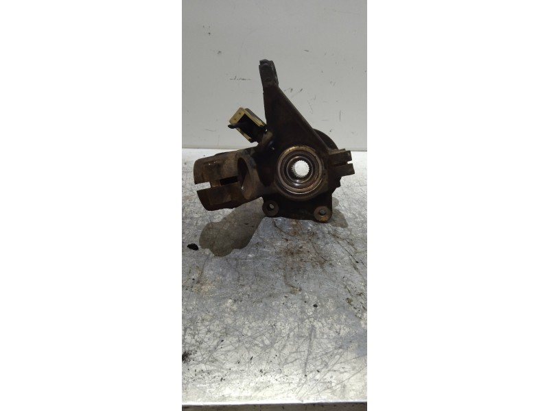 Recambio de mangueta delantera derecha para peugeot 306 break 1.6 referencia OEM IAM   