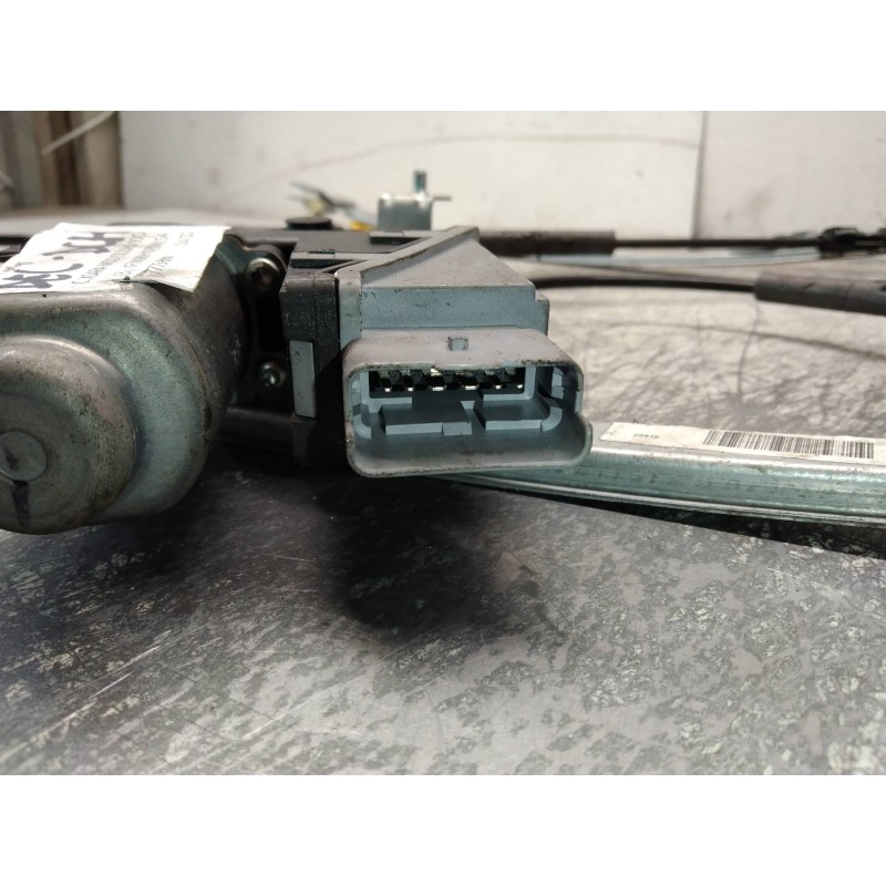 Recambio de elevalunas delantero derecho para citroen xsara coupe 2.0 hdi vts (66kw) referencia OEM IAM 400595T 01 3P SECUENC