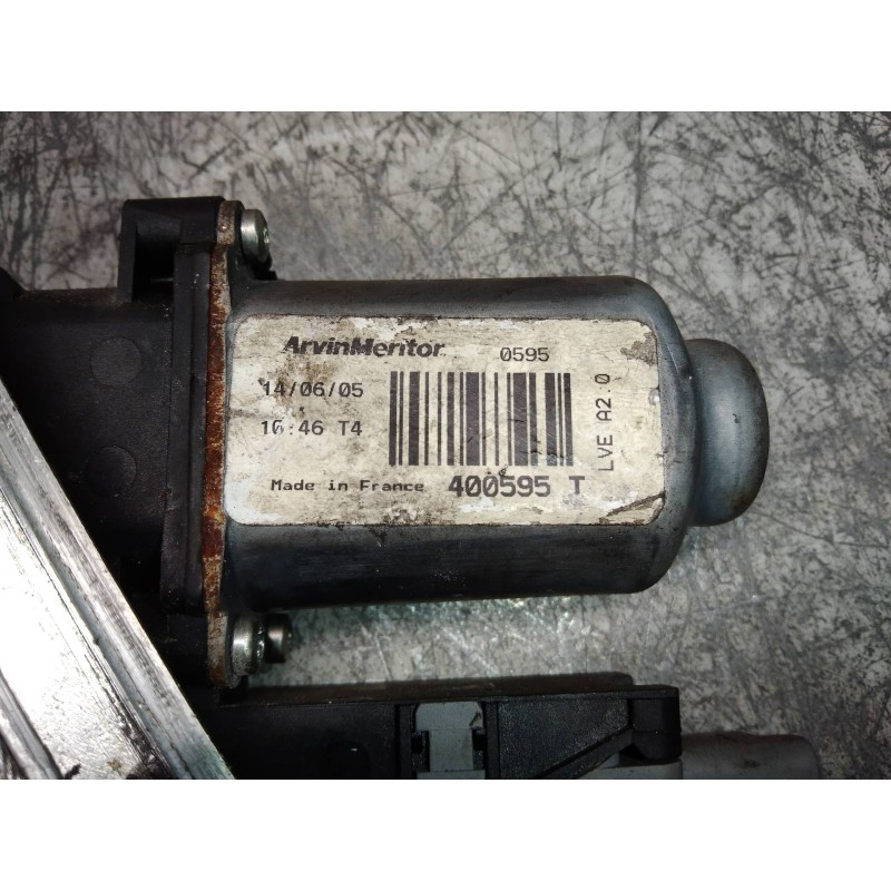 Recambio de elevalunas delantero derecho para citroen xsara coupe 2.0 hdi vts (66kw) referencia OEM IAM 400595T 01 3P SECUENC