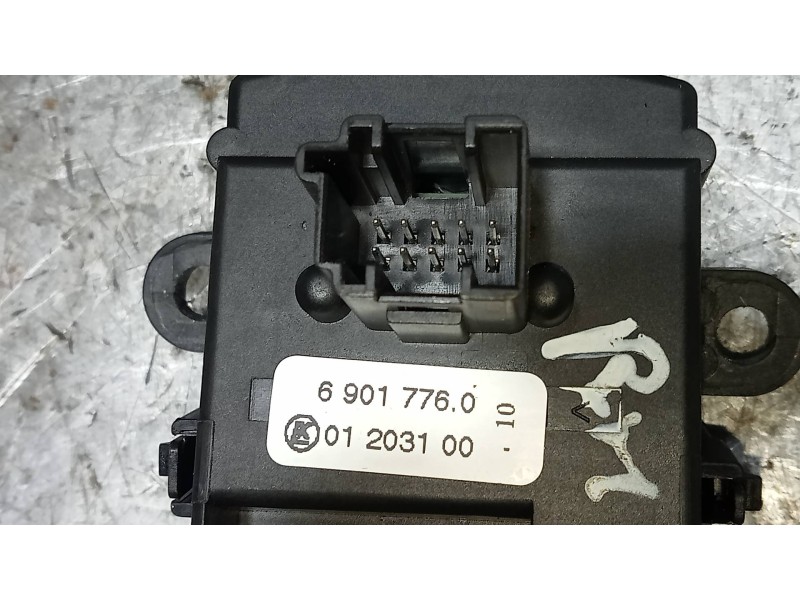 Recambio de mando limpia para land rover range rover (lm) td6 se referencia OEM IAM 69017760  