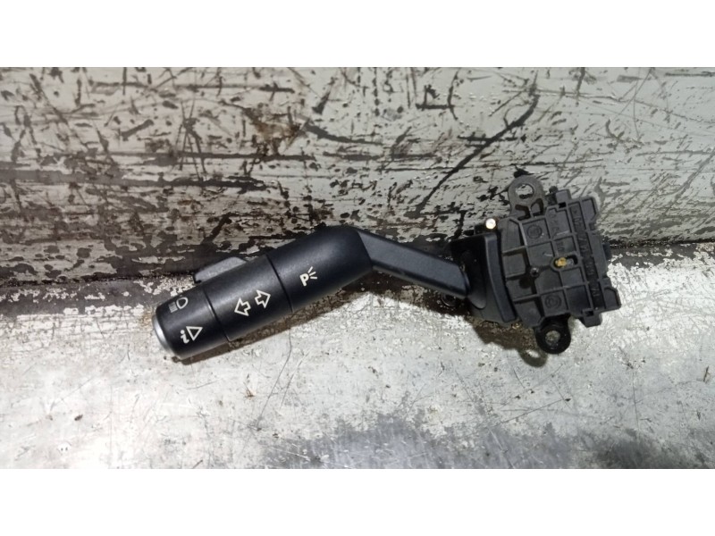 Recambio de mando luces para land rover range rover (lm) td6 se referencia OEM IAM 69017750  