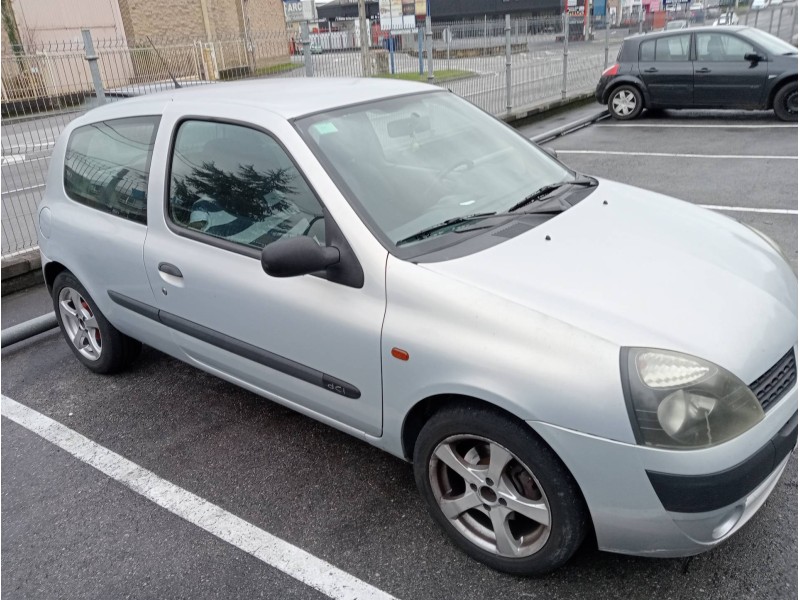renault clio ii fase ii (b/cb0) del año 2002