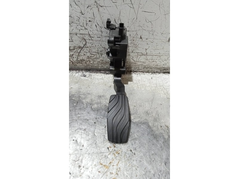 Recambio de potenciometro pedal para renault megane iv berlina 5p limited + referencia OEM IAM 180023067R  