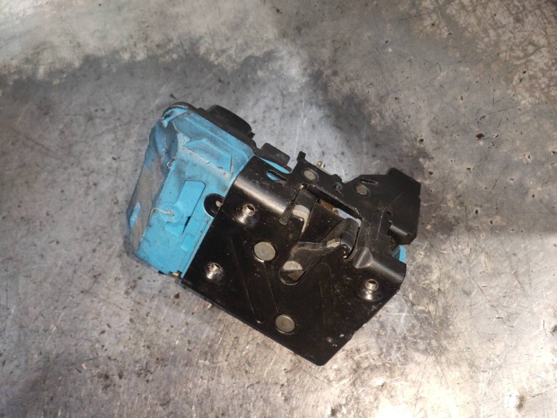 Recambio de motor cierre centralizado delantero izquierdo para volvo xc70 d5 awd ocean race referencia OEM IAM   