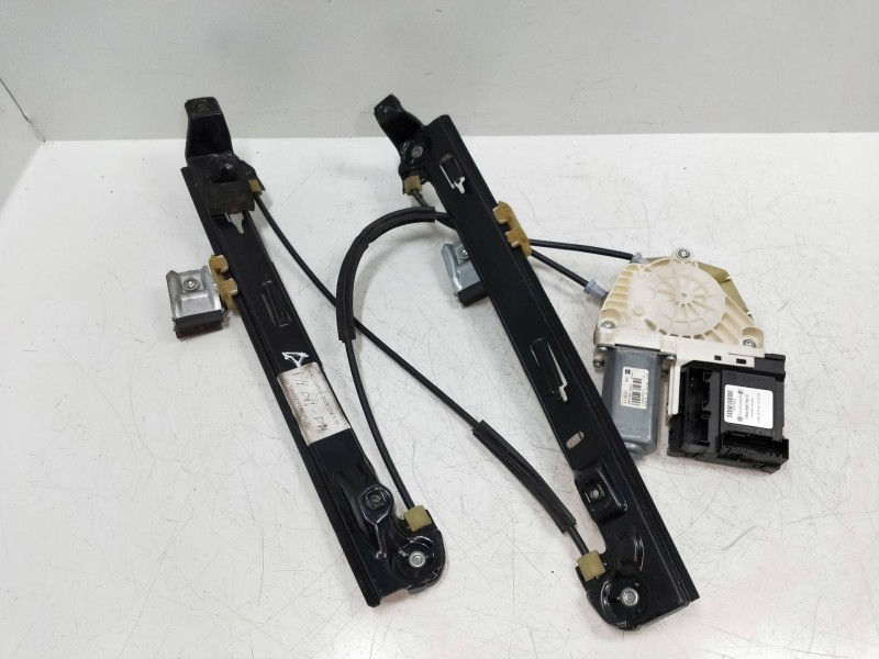 Recambio de elevalunas delantero derecho para seat leon (1p1) fr referencia OEM IAM 5P0837402A 1T0959702A 5P