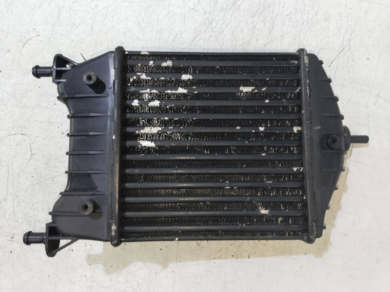 Recambio de intercooler para fiat grande punto (199) 1.3 16v jtd cat referencia OEM IAM 46764253  