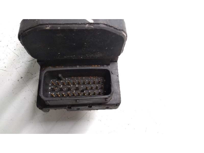 Recambio de abs para ford mondeo berlina (gd) referencia OEM IAM 0265216841 404081131805 YS712M110AA