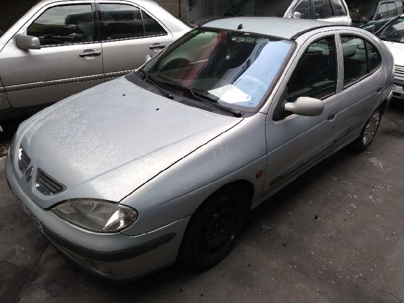 renault megane i fase 2 berlina (ba0) del año 2001