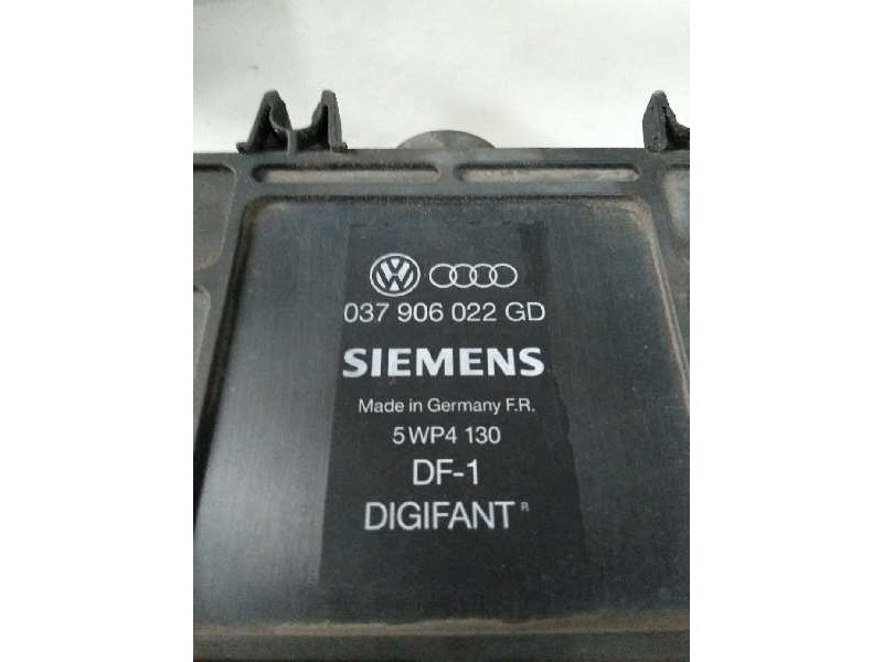 Recambio de centralita motor uce para volkswagen passat variant (3a5) 2.0 referencia OEM IAM 037906022GD 5WP4130 DF1