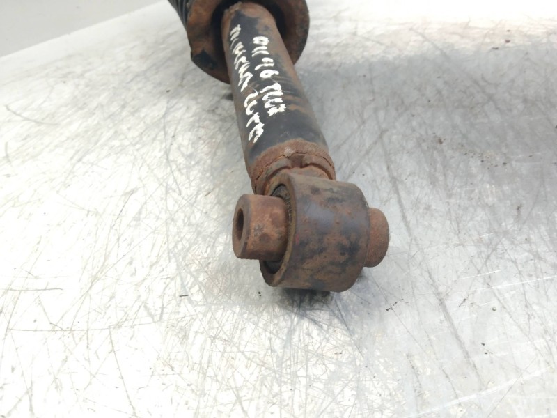 Recambio de amortiguador delantero derecho para nissan primera berlina (p11) 2.0 turbodiesel cat referencia OEM IAM    Recambio de amortiguador delantero derecho para nissan primera berlina (p11) 2.0 turbodiesel cat referencia OEM IAM