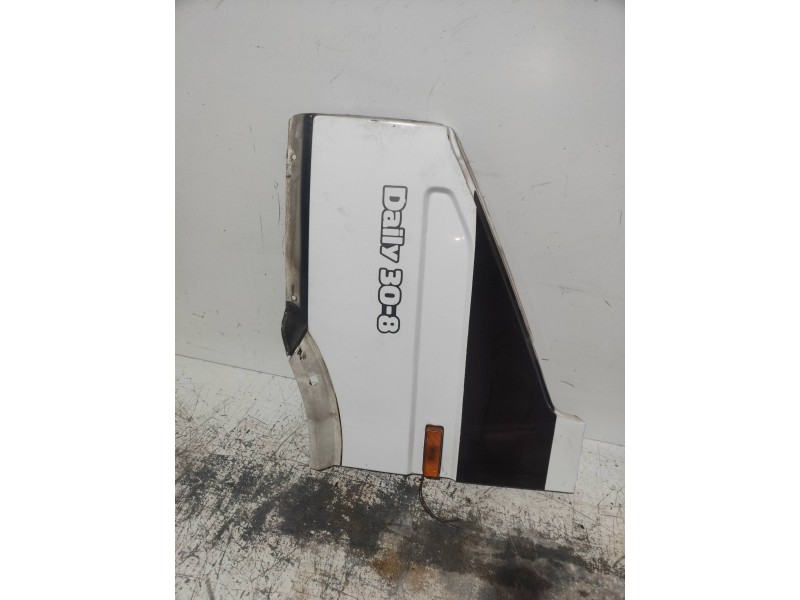 Recambio de aleta delantera izquierda para iveco daily caja cerrada (1989 =>) 30-8 caja cerrada referencia OEM IAM   