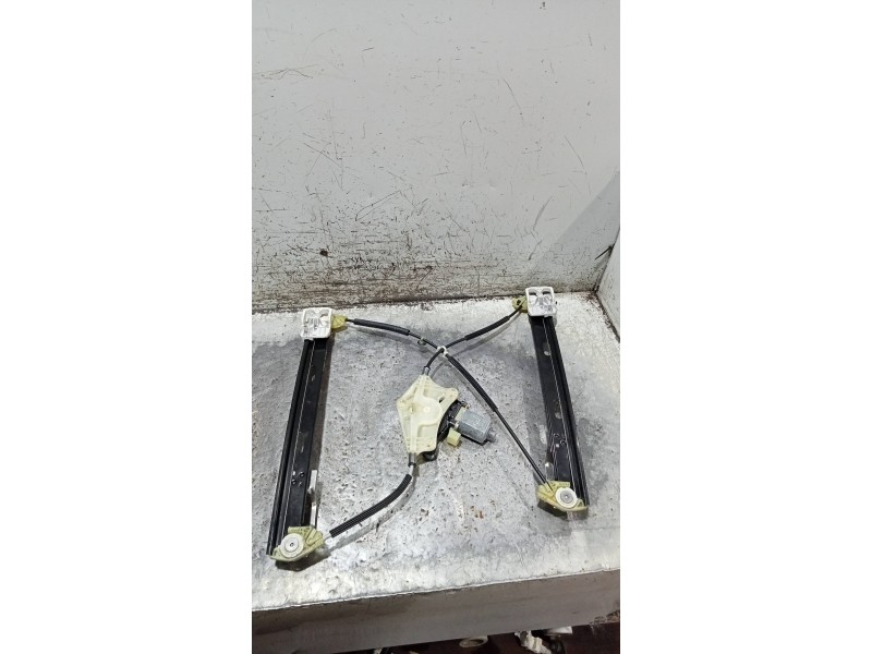 Recambio de elevalunas delantero izquierdo para seat leon (5f1) style referencia OEM IAM 5Q0959801B  5P