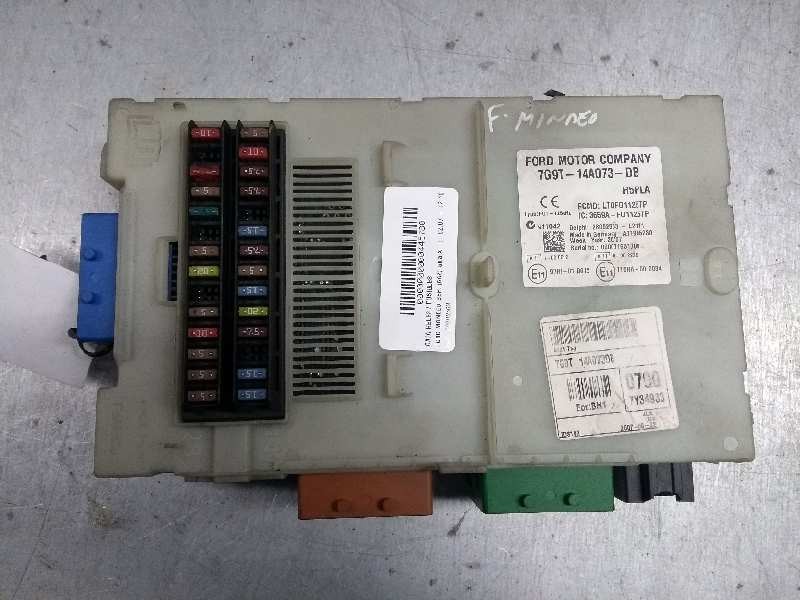 Recambio de caja reles / fusibles para ford mondeo ber. (ca2) ghia x referencia OEM IAM 28092563 7G9T14A073DB 0790 7Y34933