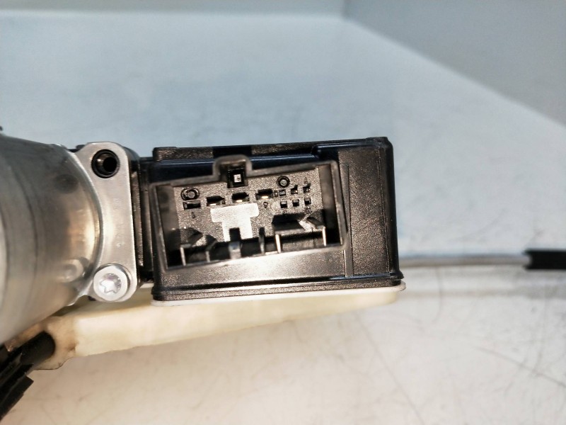 Recambio de elevalunas trasero izquierdo para seat leon (5f1) style referencia OEM IAM 5Q0959811A  5P