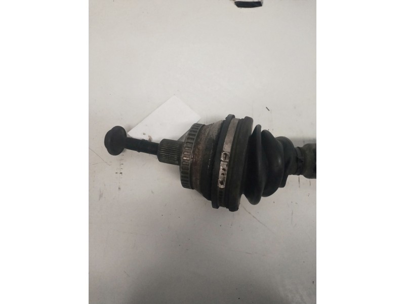 Recambio de transmision delantera izquierda para audi a6 berlina (4b2) 1.9 tdi referencia OEM IAM 4B04007271C L1C 