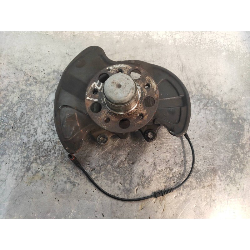 Recambio de mangueta delantera izquierda para mercedes clase clk (w209) coupe 320 cdi (209.320) referencia OEM IAM   