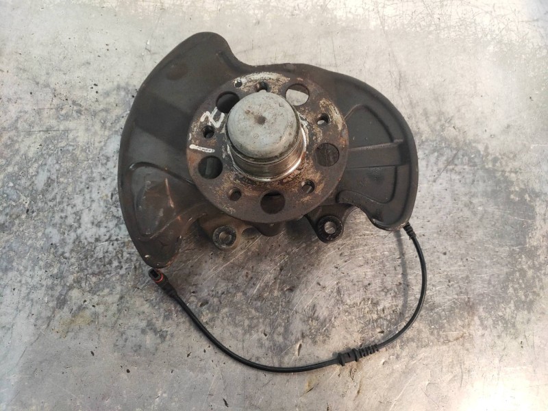 Recambio de mangueta delantera izquierda para mercedes clase clk (w209) coupe 320 cdi (209.320) referencia OEM IAM   