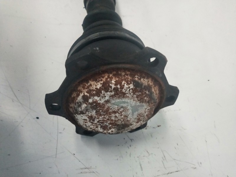 Recambio de transmision delantera izquierda para audi a6 berlina (4b2) 1.9 tdi referencia OEM IAM 4B04007271C L1C 