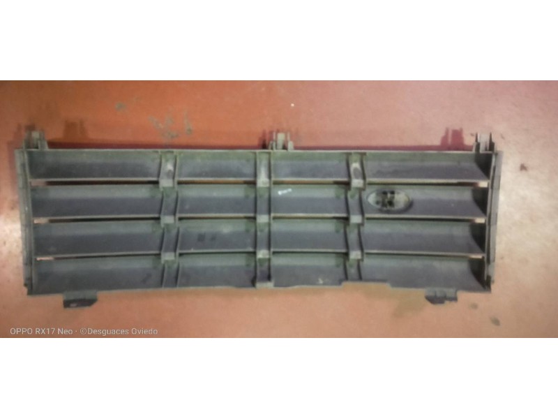 Recambio de rejilla delantera para land rover range rover (lm) td6 se referencia OEM IAM   