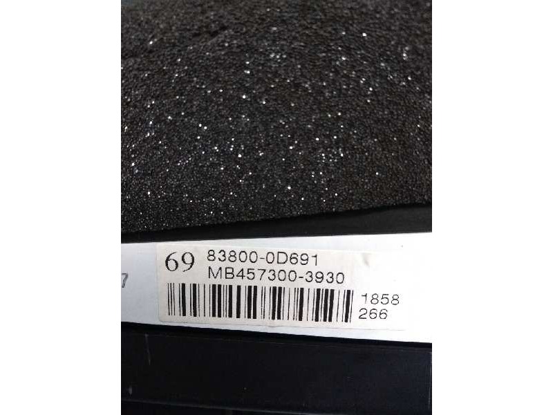 Recambio de cuadro instrumentos para toyota yaris 1.4 turbodiesel cat referencia OEM IAM 838000D691 MB457303930 