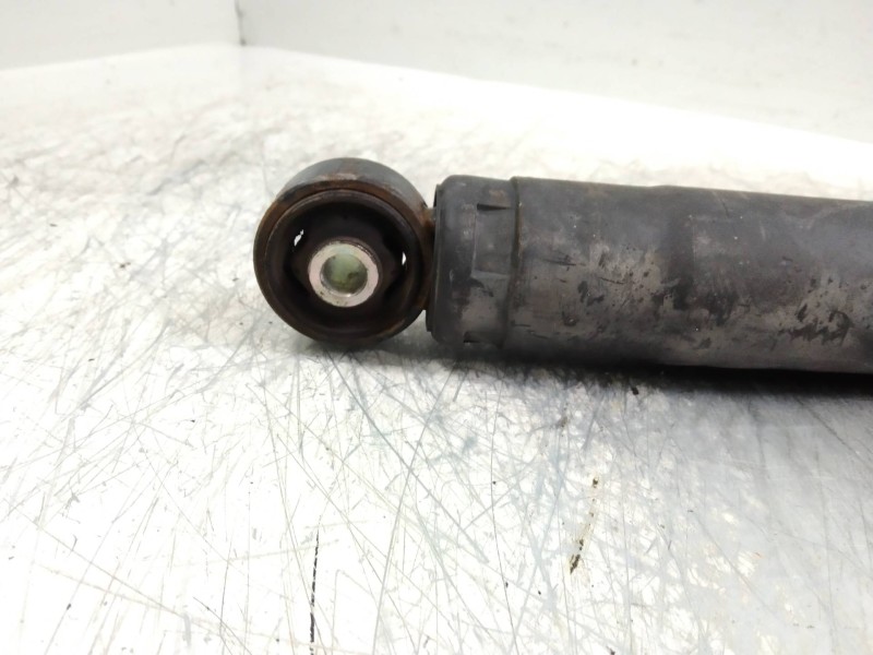 Recambio de amortiguador trasero para lancia ypsilon (101) 1.4 cat referencia OEM IAM   